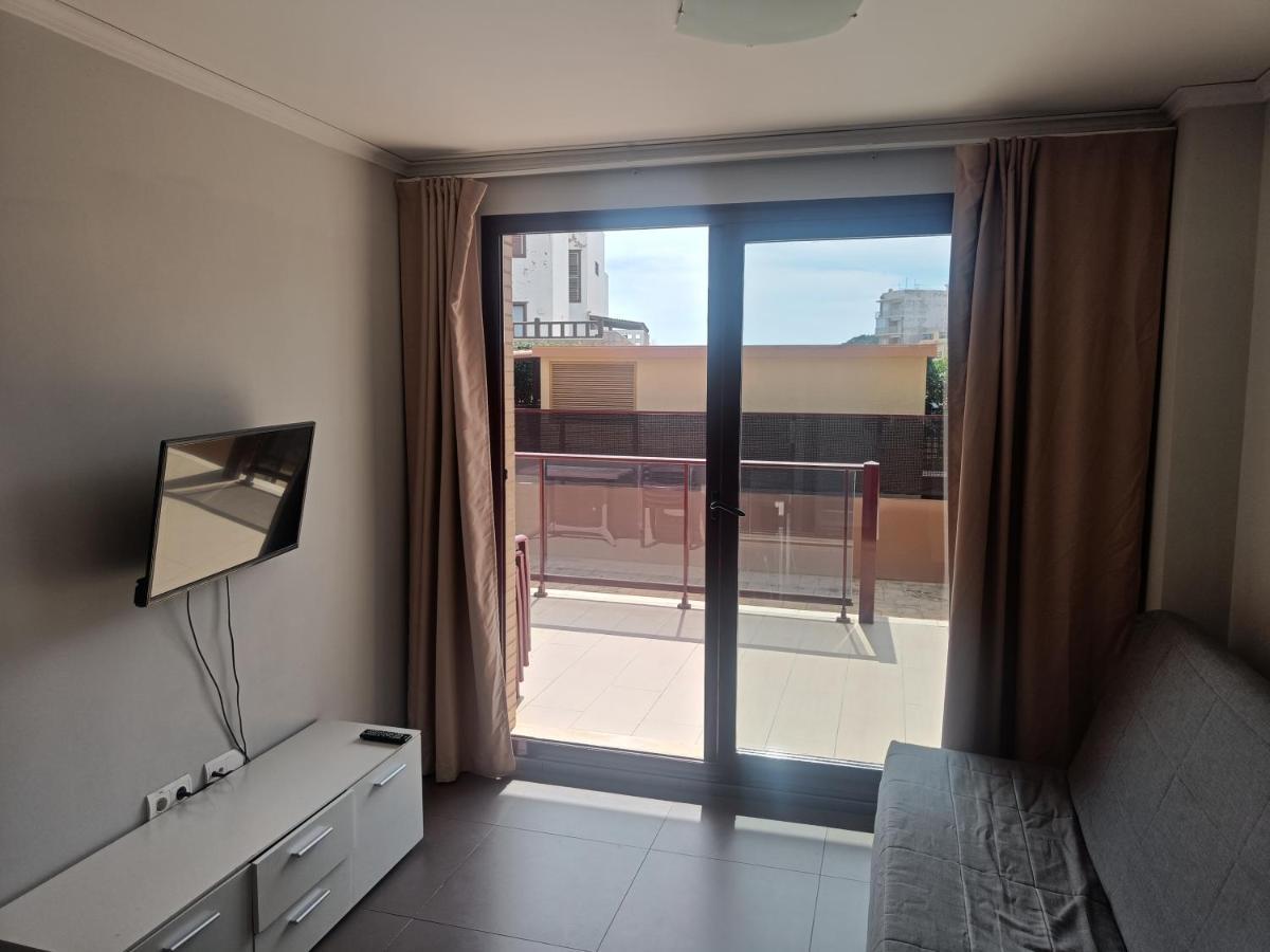 El Faro Aparthotel 3*
