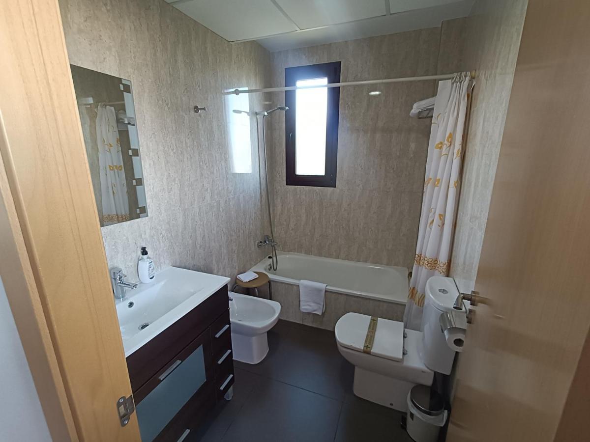 Aparthotel El Faro 3*