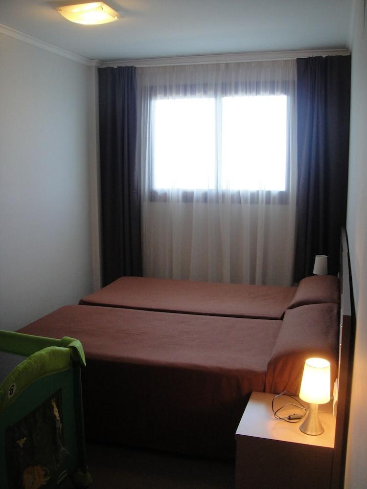 El Faro Aparthotel 3*