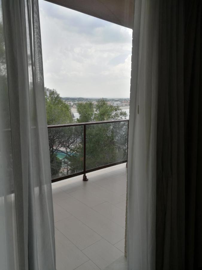 Aparthotel El Faro